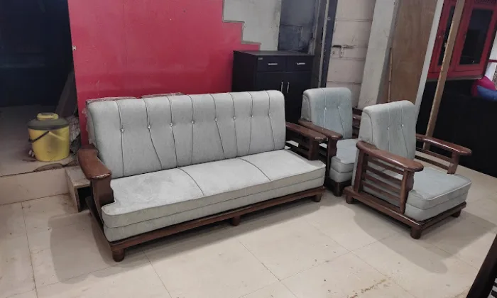 Aakarsh Plastic And Furniture House